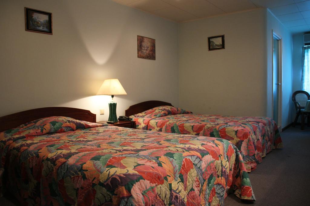 Ambassador Hotel & Casino Paramaribo Bilik gambar