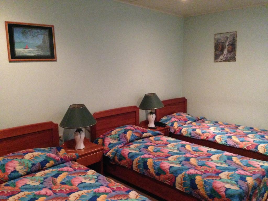 Ambassador Hotel & Casino Paramaribo Bilik gambar