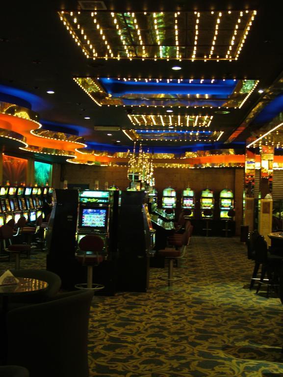 Ambassador Hotel & Casino Paramaribo Luaran gambar