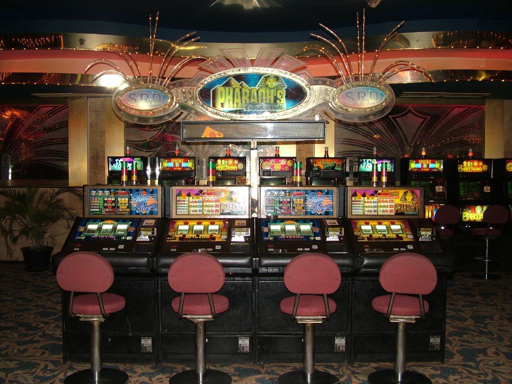 Ambassador Hotel & Casino Paramaribo Luaran gambar